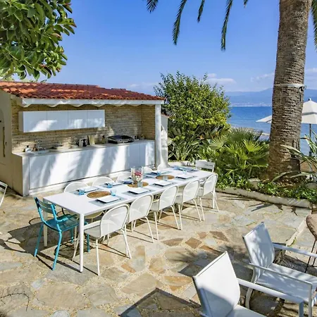 Hébergement de vacances The Ideal Waterfront Vacation In Ajaccio (Corsica)