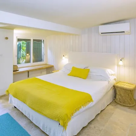 The Ideal Waterfront Vacation In * Ajaccio (Corsica)