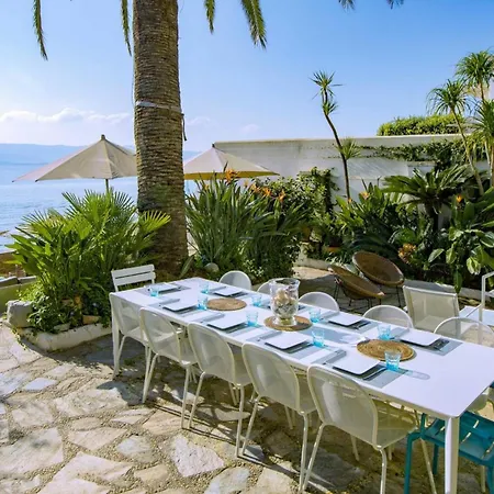 Hébergement de vacances The Ideal Waterfront Vacation In