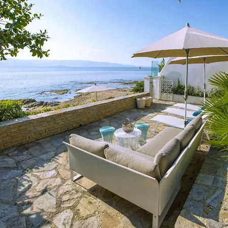 Nyaraló The Ideal Waterfront Vacation In Ajaccio