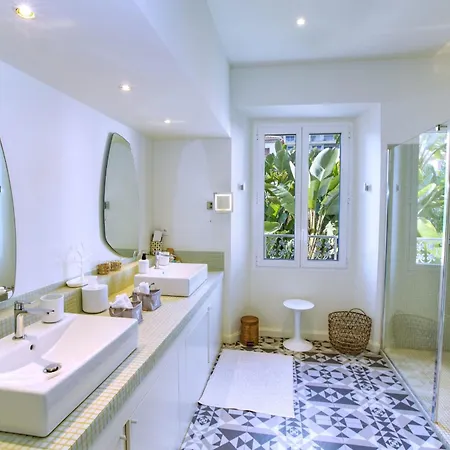 The Ideal Waterfront Vacation In * Ajaccio